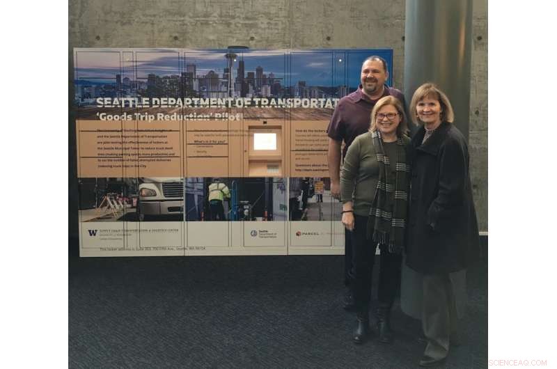 Common Carrier Freight Lockers: Easing City Traffic & Preventing Delivery Failures