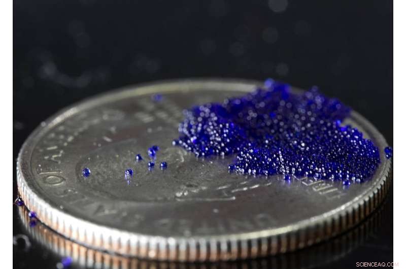 Professor Develops Baking Soda Capsule System to Sequester CO2 from Power Plant Emissions