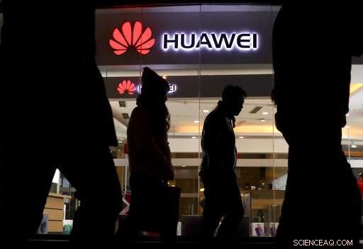 Huawei’s Expansion Hampered by Executive Arrests and Security Concerns