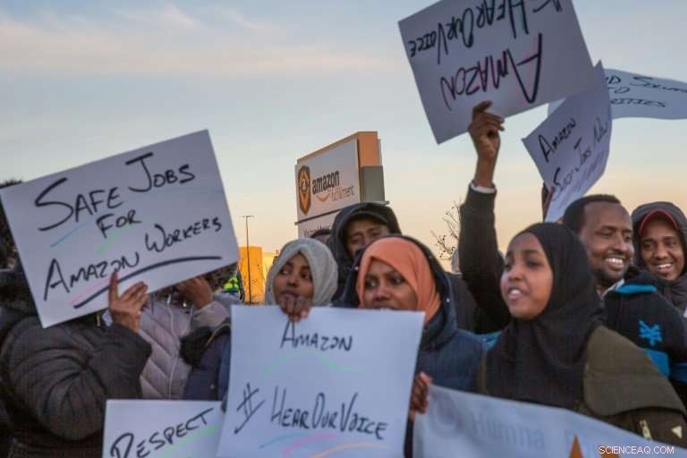 Amazon Workers from Somali Refugee Community Demand Improved Working Conditions