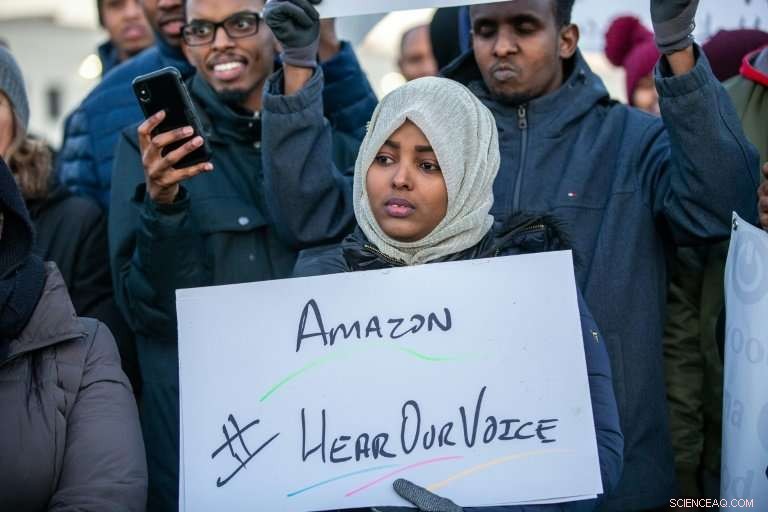 Amazon Workers from Somali Refugee Community Demand Improved Working Conditions