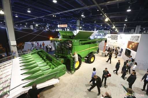 Deere and Tide Showcase Cutting-Edge Innovations at CES