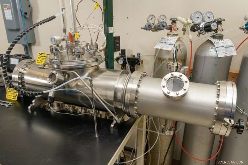 Pioneering Advances in Solar Energy: New Cadmium Telluride Film Technology