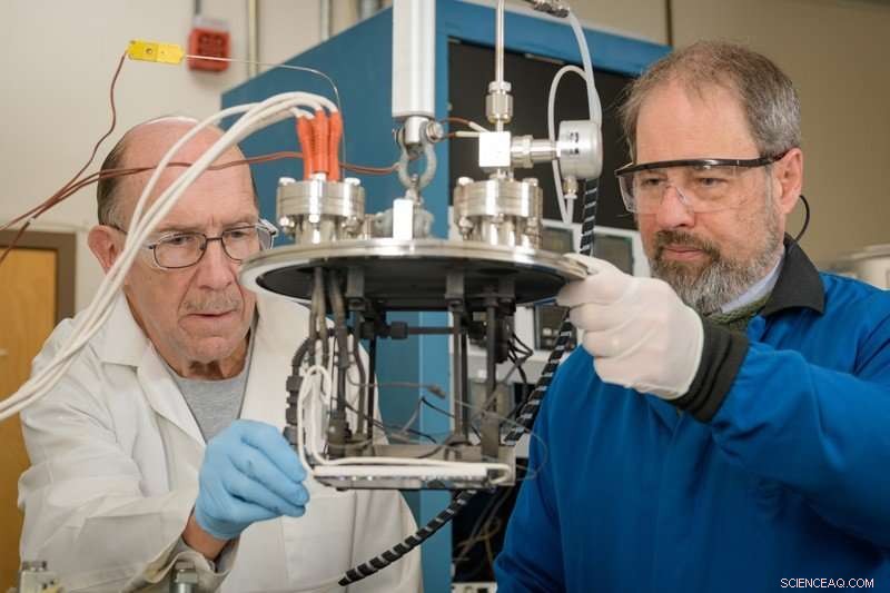 Pioneering Advances in Solar Energy: New Cadmium Telluride Film Technology