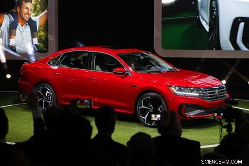 Ford, Cadillac, and Toyota Showcase SUVs and Sports Car at Detroit Auto Show