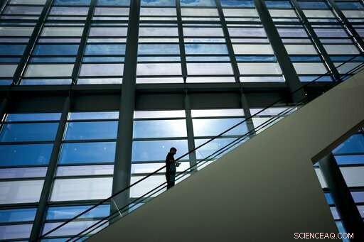 House Republicans Probe Telecom Companies Over Location Tracking Practices