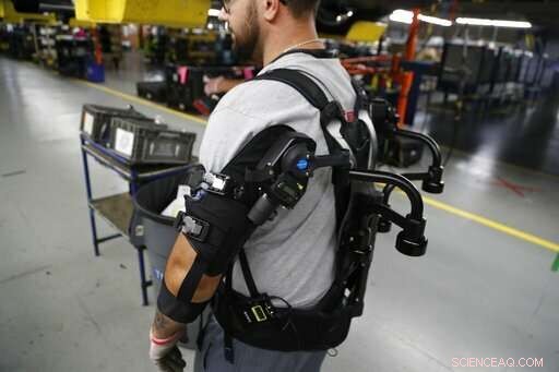 Revolutionary Vests Aim to Lighten the Load of Assembly Line Workers