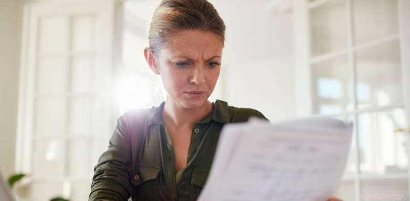 Research Reveals Online Consumer Contracts Are Often Unreadable Yet Legally Binding