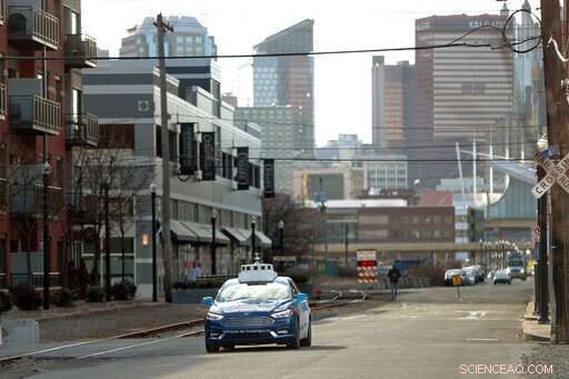 5 Key Factors Delaying the Arrival of Autonomous Cars