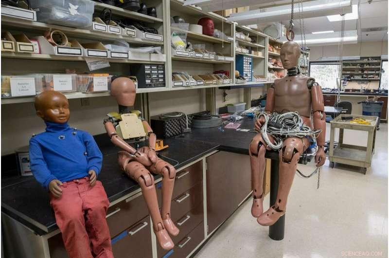 New Research Aims to Improve Seatbelt Safety for Obese Drivers