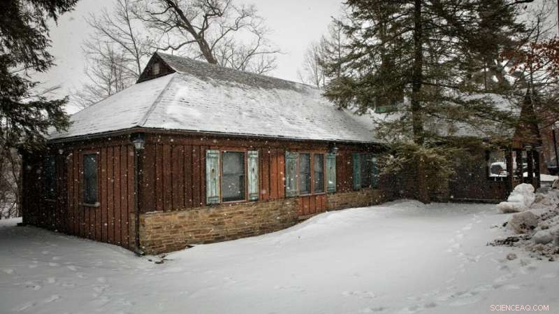 AI Optimizes Energy Use by Refining Cloudy Weather Predictions