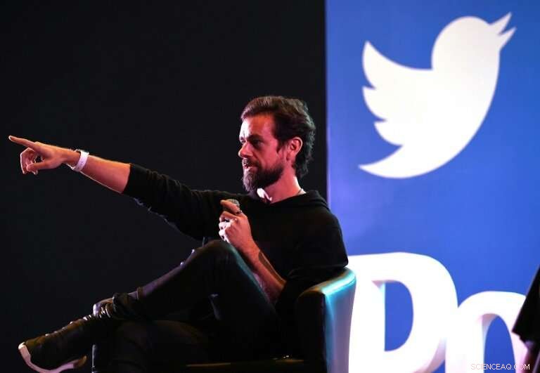 Twitter Stock Falls as User Decline Overshadows Financial Gains