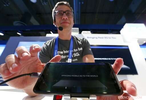 5G Wireless: Unveiling the Future—Speed, Expectations, and Risks