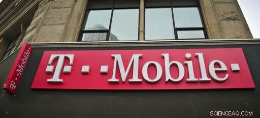 T‑Mobile and Sprint Executives Argue Merger Benefits to Congress