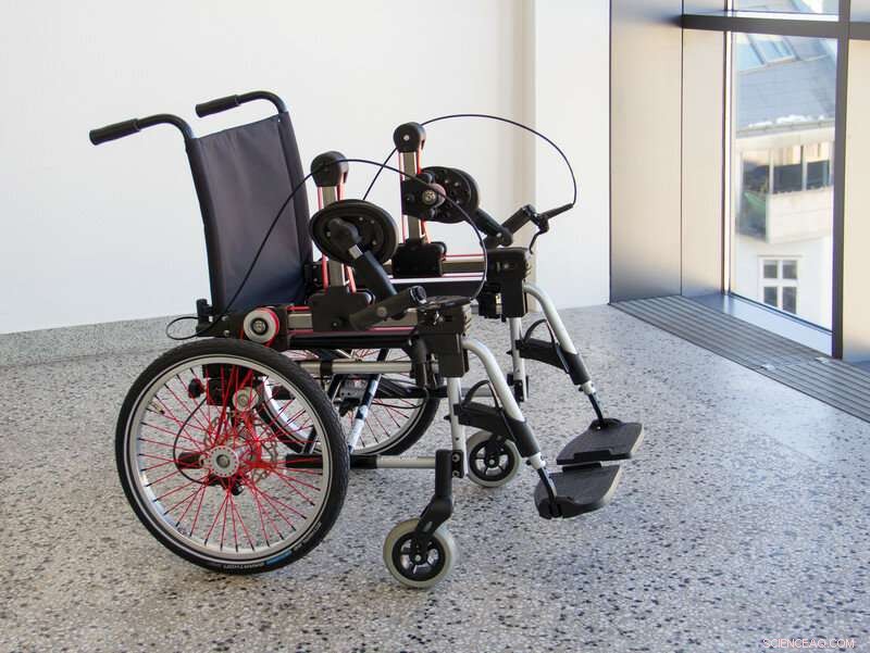 Revolutionary Hand‑Gear Wheelchair Enhances Ergonomics & Efficiency