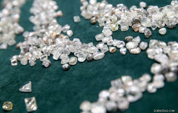 Revolutionizing Diamond Authenticity: Engineers Introduce Blockchain Verification