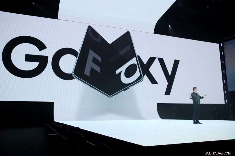 Samsung Introduces Galaxy Fold: The First 5G Folding Smartphone