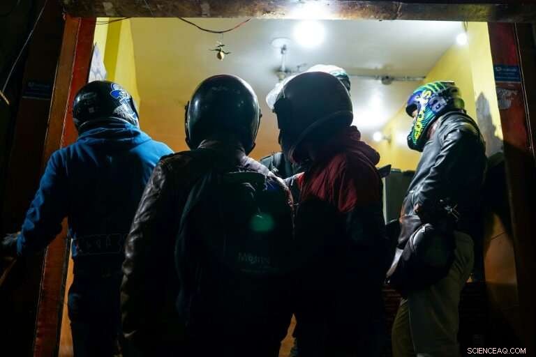 How App‑Based Delivery Drivers Showcase India s Expanding Gig Economy