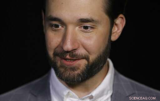 Reddit Co-Founder Advocates for Robust Paternity Leave