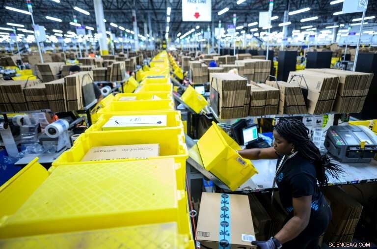 Amazon s Collaborative Robots: A Glimpse into the Future of Warehouse Automation