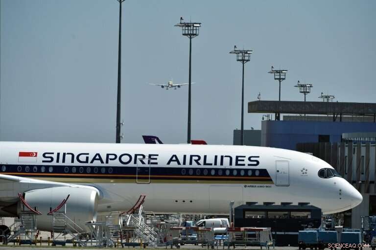 Singapore Airlines Confirms Seatback Cameras Disabled to Protect Passenger Privacy