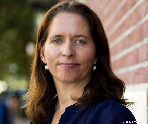 Green New Deal Emphasizes Renewable Energy to Combat Climate Change and Improve Public Health, Experts Say