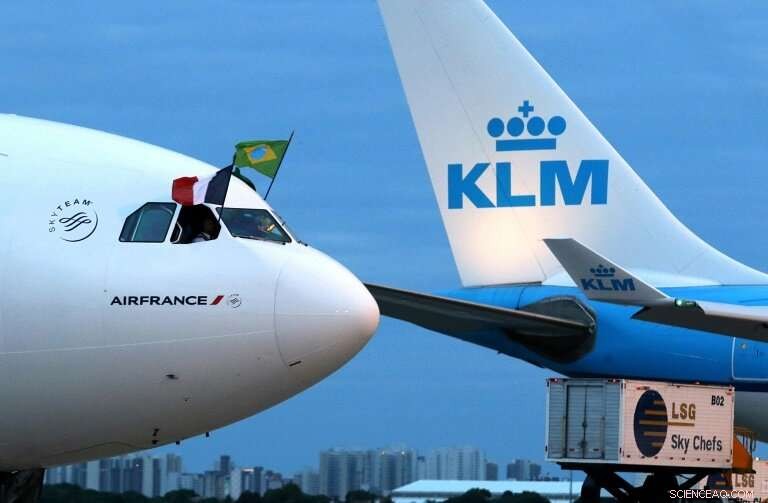 Netherlands Acquires Stake in Air France-KLM to Balance French Influence