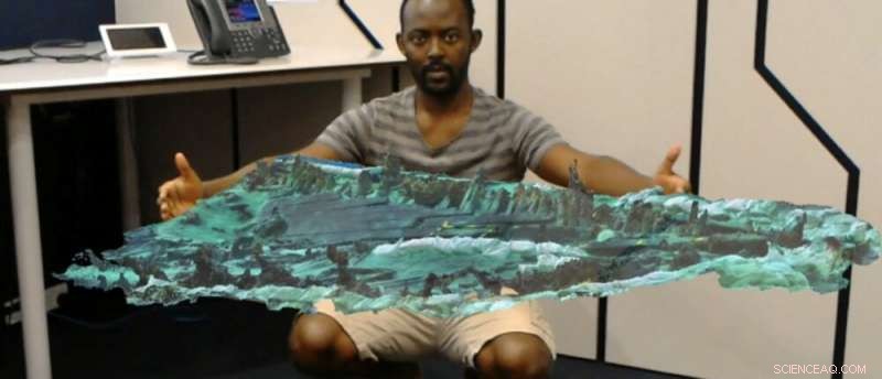 Enhancing Tourism with Virtual Reality: Touch, Smell, and Authentic Human Experiences