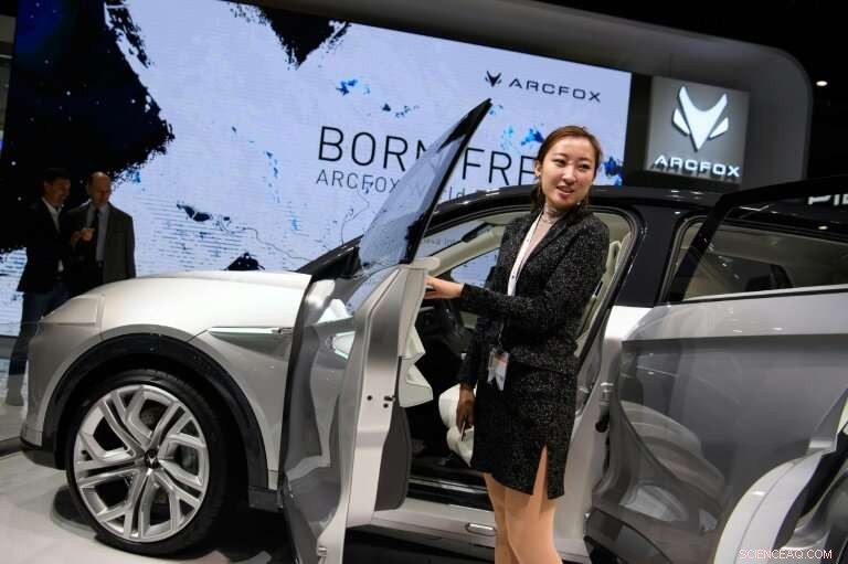 Chinese Carmakers Showcase New Electric Models in Geneva Amid Domestic Sales Decline