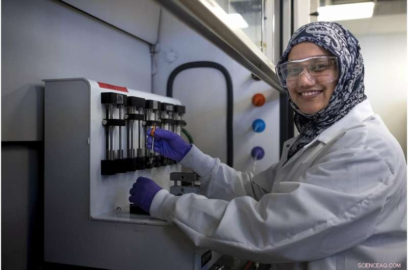 Pioneering Cost‑Effective Continuous Manufacturing Method Revolutionizes Drug Production