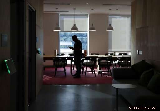 Can Mark Zuckerberg Deliver a Truly Privacy‑First Facebook?