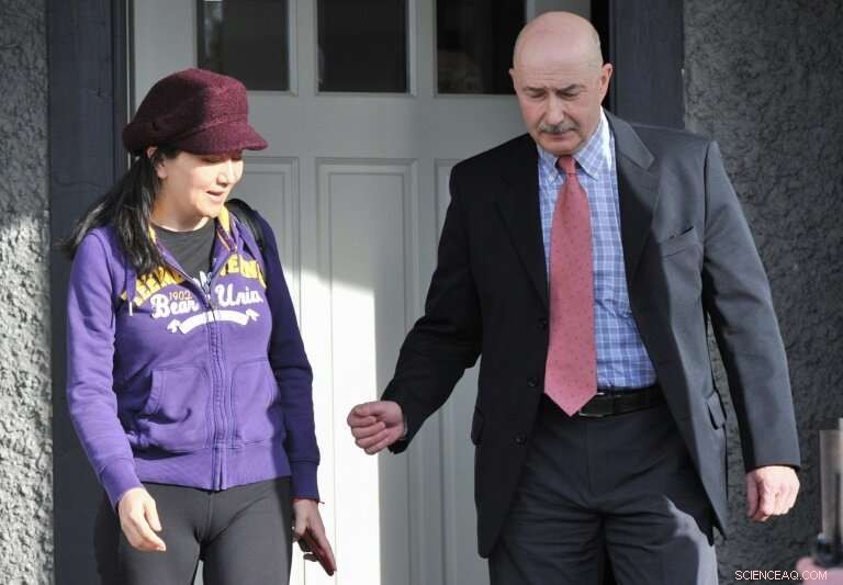 China Supports Huawei in U.S. Legal Battle, Urges Company Not to Be a Silent Victim