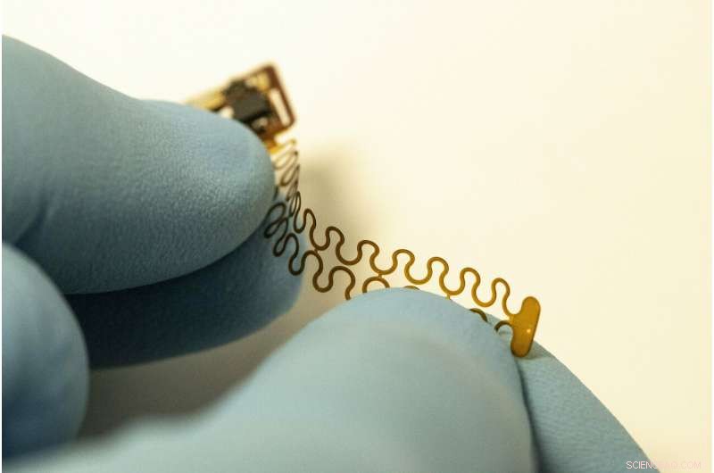 Revolutionary Miniature Implant Accurately Measures Internal Tissue Oxygen Levels