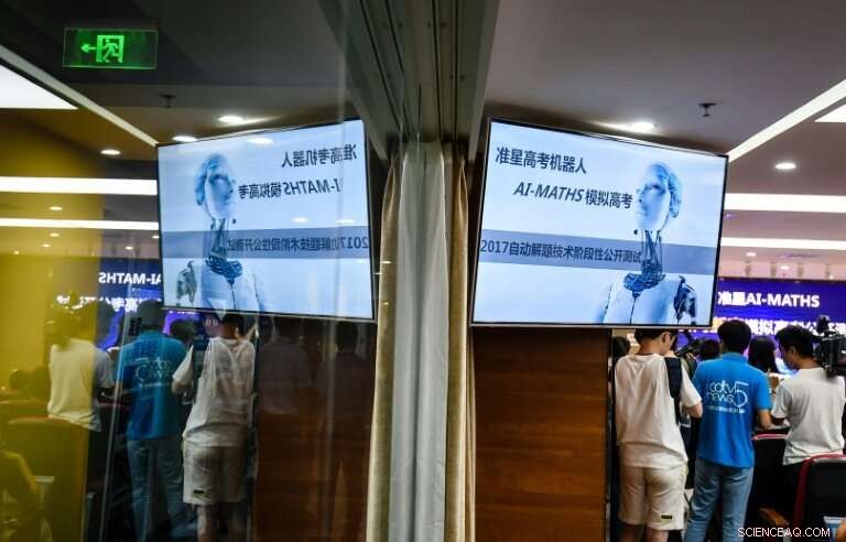 China Aims to Surpass U.S. in AI, Researchers Report