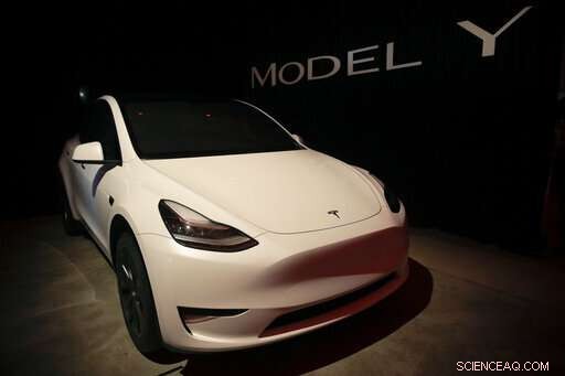Tesla Launches Model Y SUV, Expanding Into the Popular Compact Segment