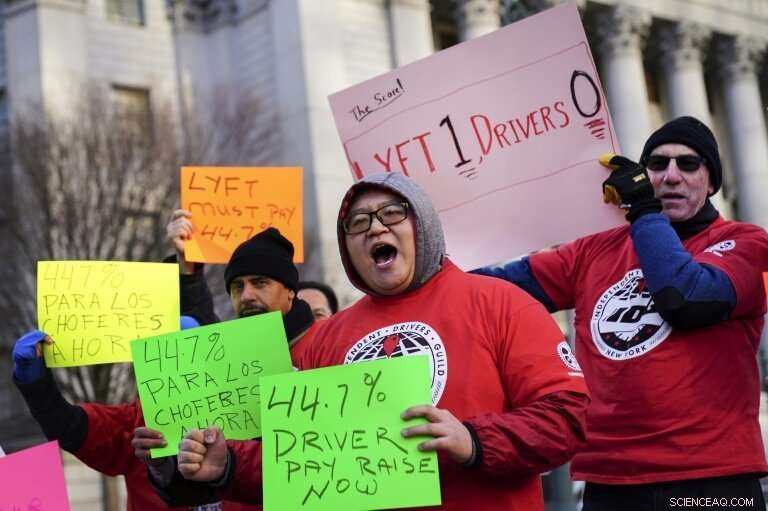 Lyft Announces IPO, Aiming to Raise $2.4 Billion