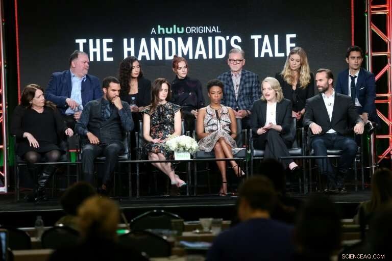 Apple Targets Streaming Giants as Rivals Enter the Market