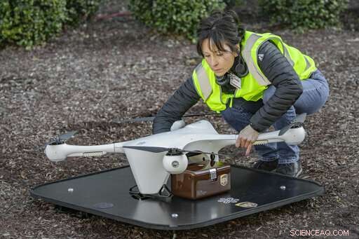Hospital Employs Drones for Rapid Blood Sample Transport