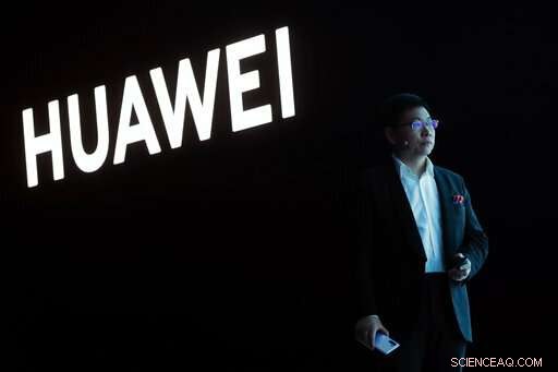 EU Moves Forward with 5G Security Blueprint, Disregards U.S. Push to Ban Huawei