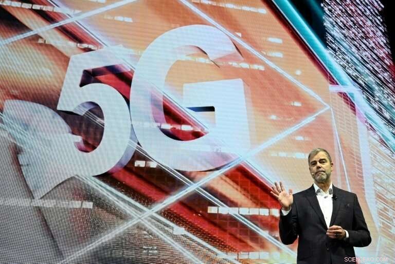 South Korea Unveils First Nationwide 5G Network, Pioneering Global Mobile Revolution