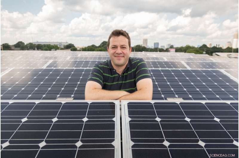 Durability vs. Recyclability: Aligning Sustainability Goals in Electronics