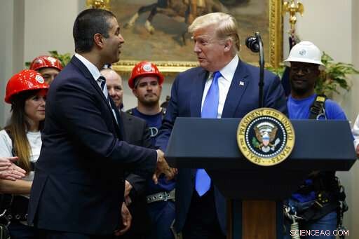 FCC Announces Major 5G Auction, Allocating $20B for Rural Broadband Expansion