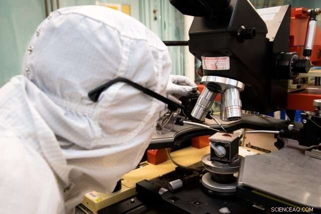 Pioneering Water‑Splitting Batteries: The First Energy Solution Powered by Hydrogen Generation