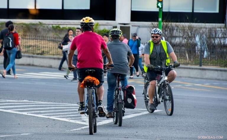 Costa Rica Sets Goal to End Fossil Fuel Use by 2050