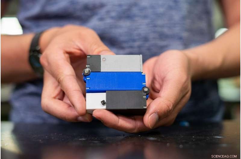 EpiWear: Rice Students Develop Wearable Device to Rapidly Deliver Epinephrine During Allergic Emergencies