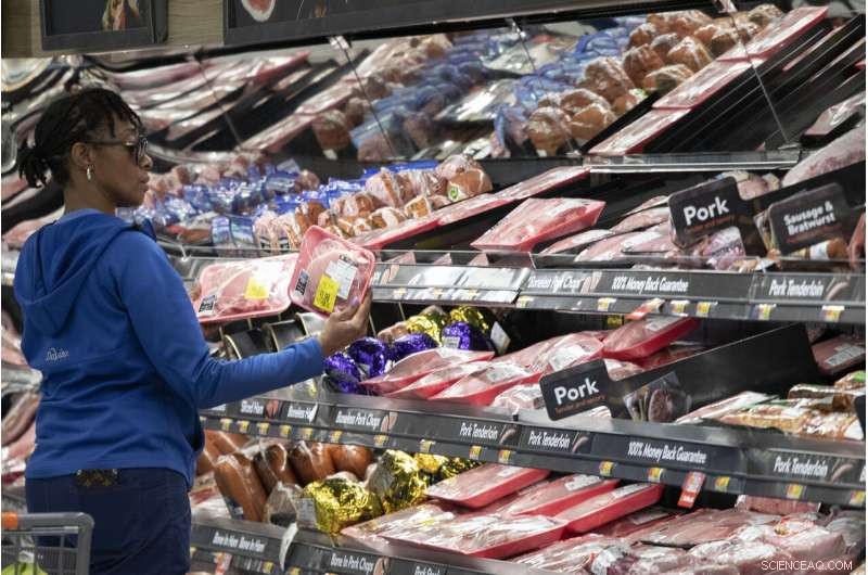 Walmart Tests AI to Monitor Store Operations in Real Time