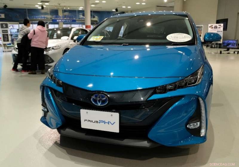 Toyota’s Net Profit Falls a Quarter Despite Record Sales