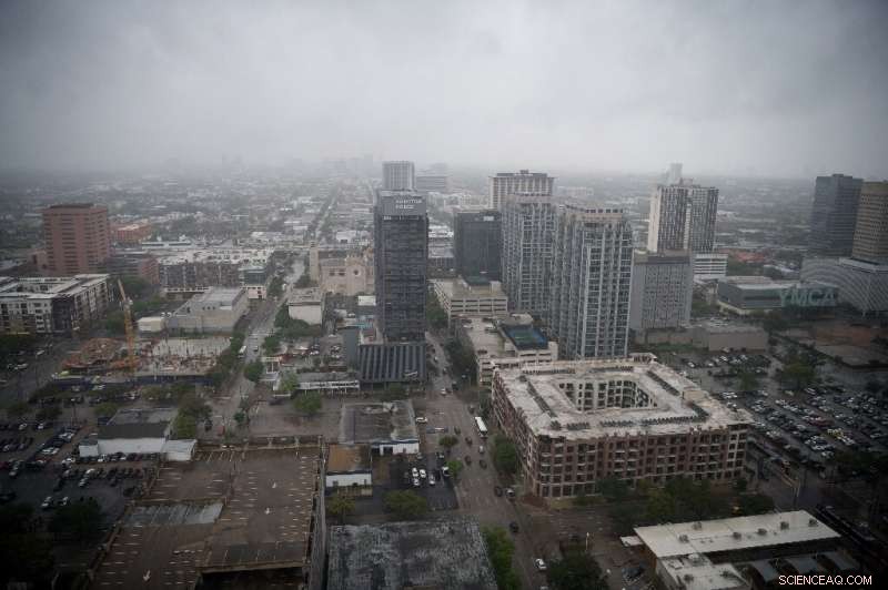 Houston Turns to Tech & Health to Counter Oil Industry Decline