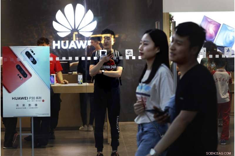 Huawei Challenges U.S. Security Law, Seeks Constitutional Ruling