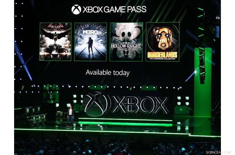 Microsoft Reveals First Look at Next-Gen Xbox Console